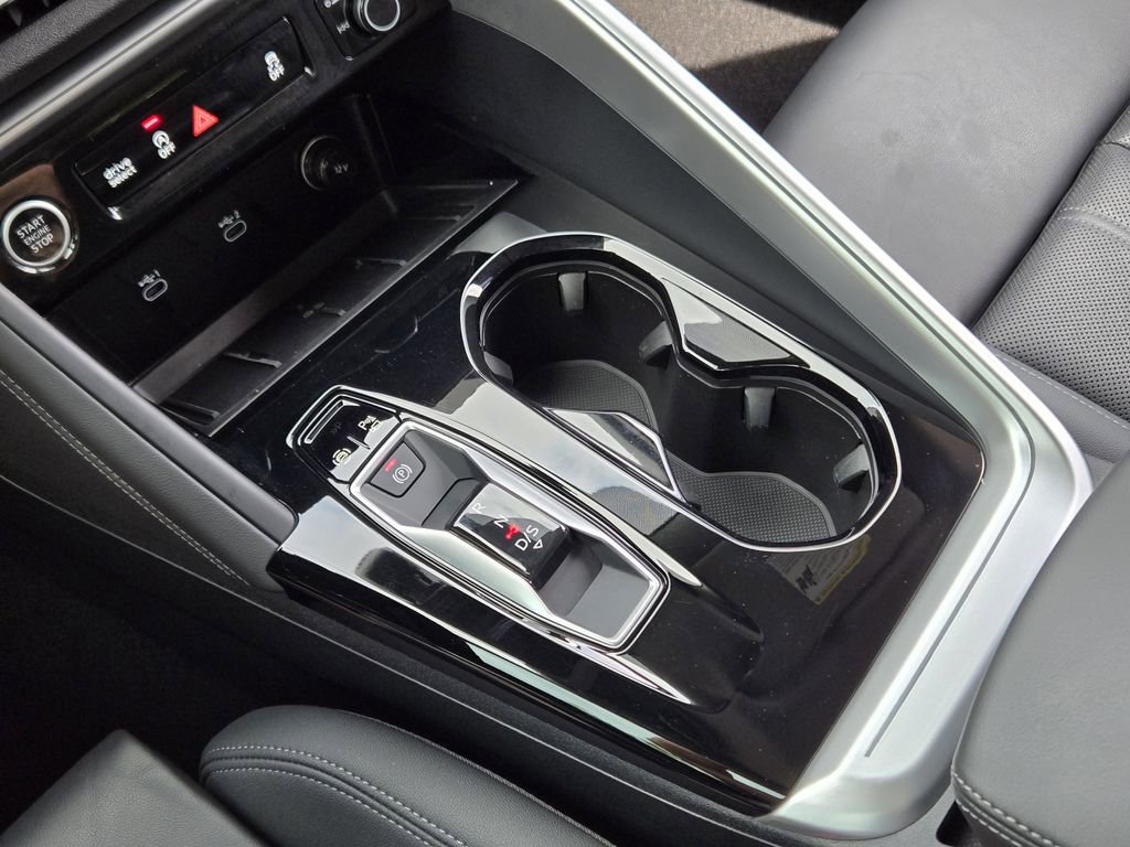Certified 2025 Audi Q5 Premium w/ Premium Plus AWD/4WD image 25