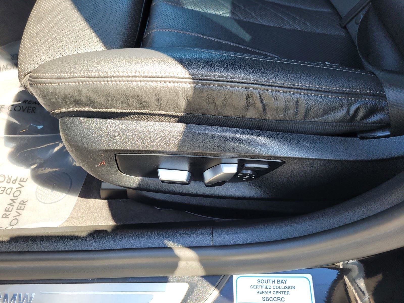 Used 2021 BMW 530e w/ Parking Assistance Package RWD image 22