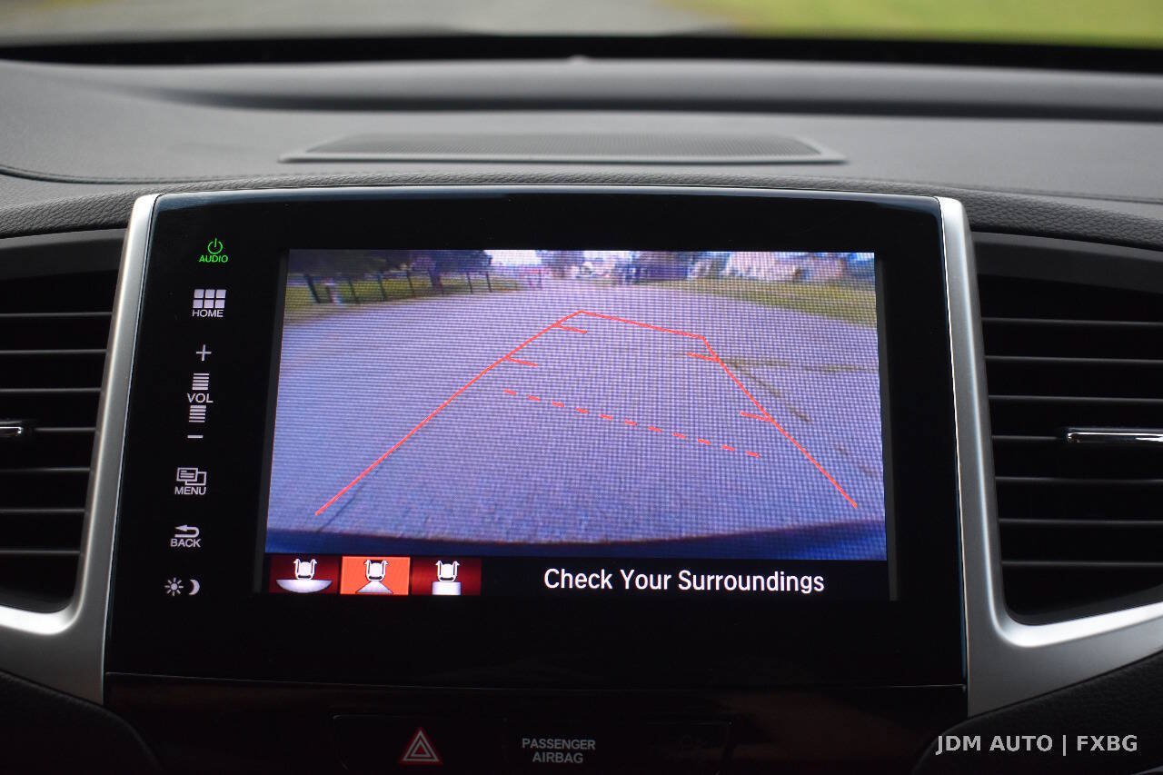 Used 2016 Honda Pilot Touring image 26