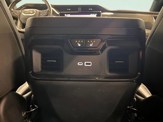 Used 2024 GMC Sierra 1500 AT4 w/ Technology Package image 8