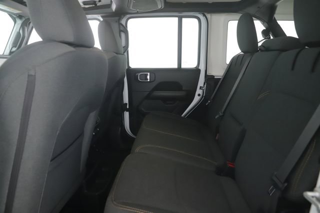 Used 2025 Jeep Wrangler Unlimited Sahara w/ Safety Group image 26