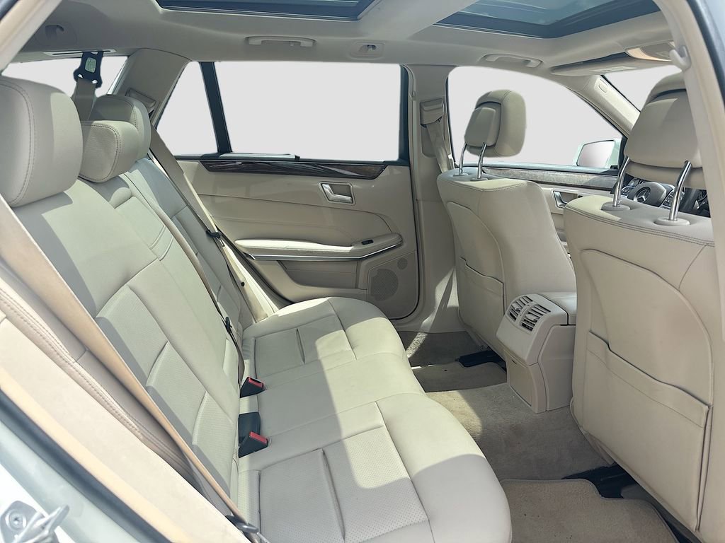 Used 2016 Mercedes-Benz E 350 4MATIC Wagon image 10