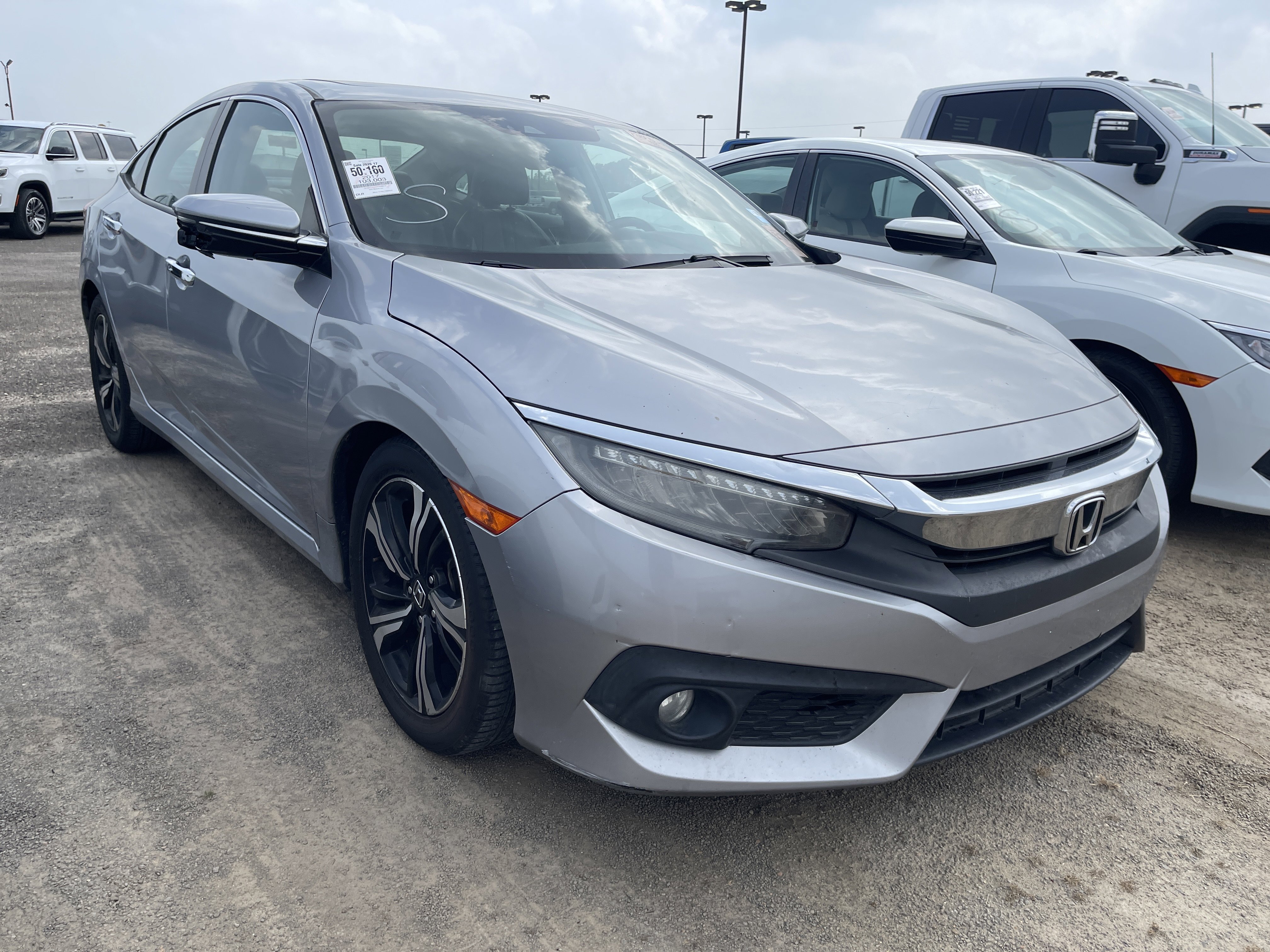 Used 2017 Honda Civic Touring image 2