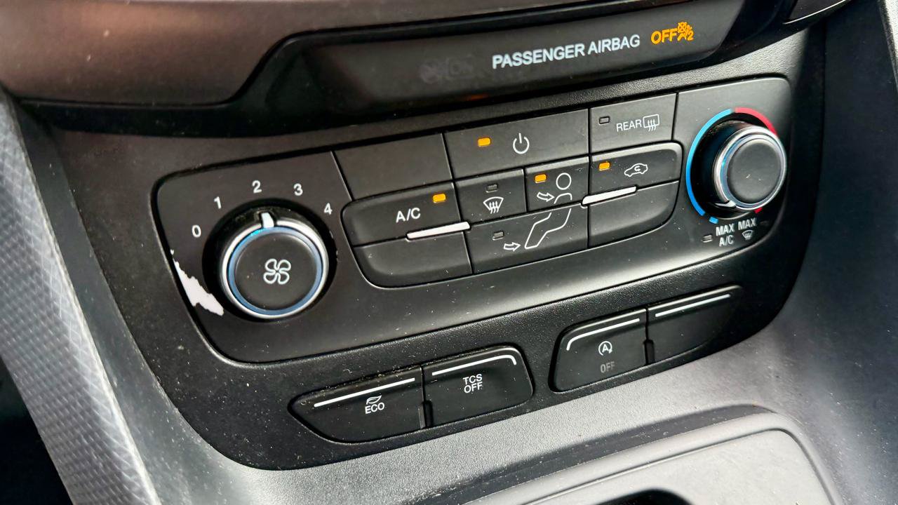Used 2022 Ford Transit Connect XL FWD image 21