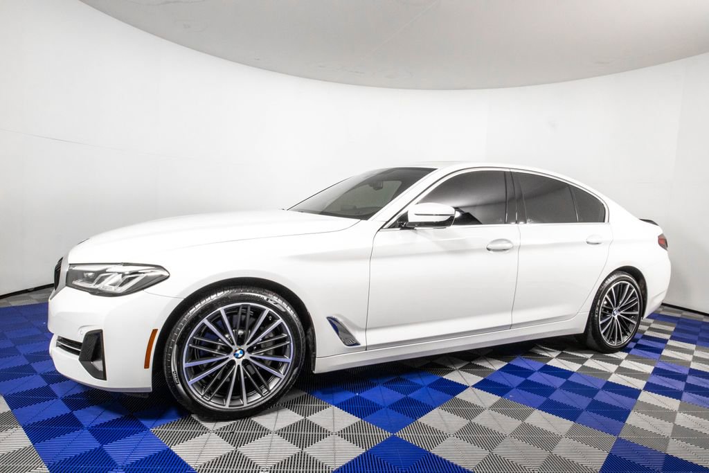 Used 2023 BMW 530i w/ Convenience Package RWD image 1