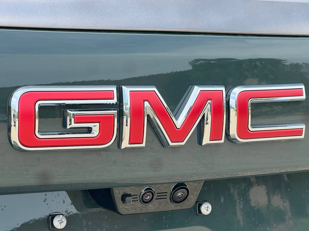 New 2026 GMC Yukon XL AT4 Ultimate AWD/4WD image 51