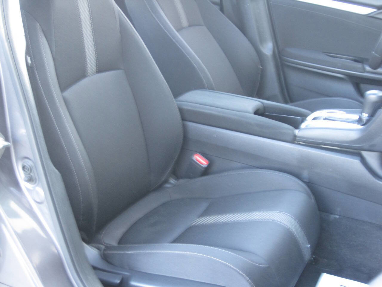 Used 2018 Honda Civic EX image 27