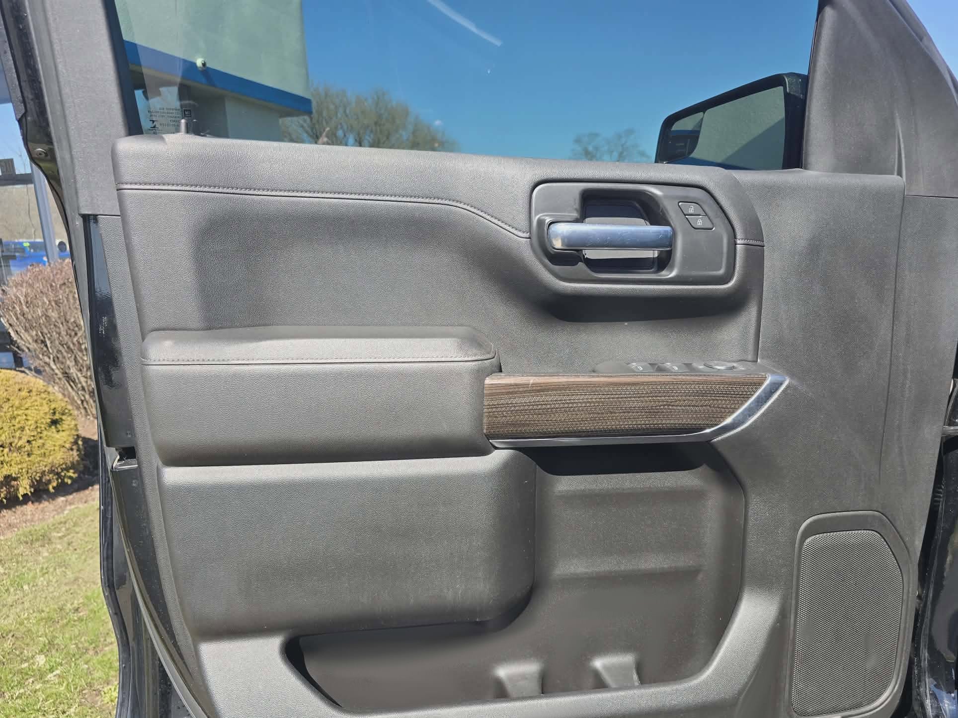 Used 2020 Chevrolet Silverado 1500 RST image 17