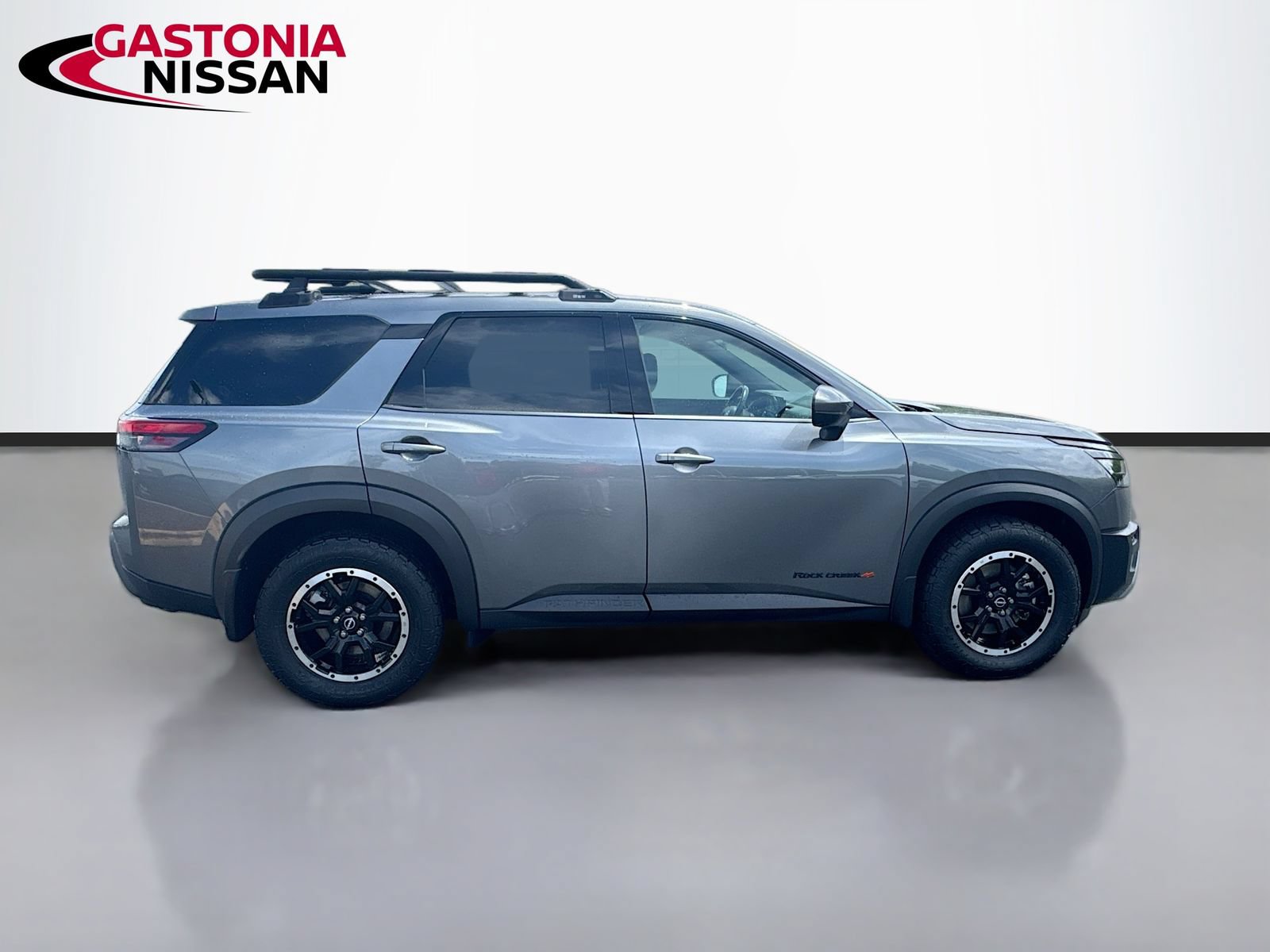 Used 2024 Nissan Pathfinder Rock Creek AWD/4WD image 10