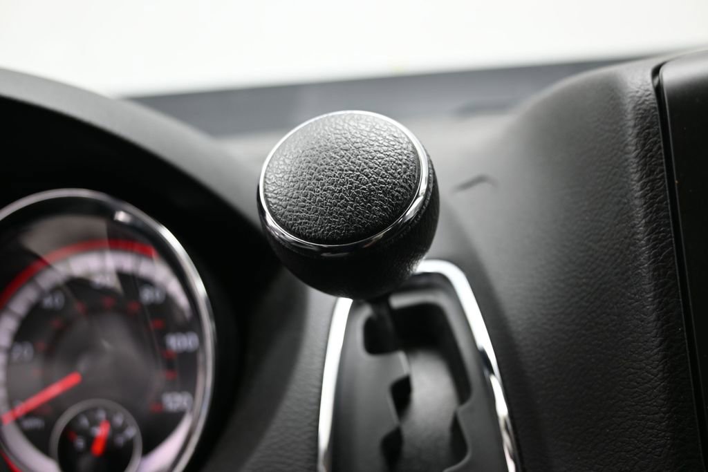 Used 2018 Dodge Grand Caravan SE w/ UConnect Hands-Free Group FWD image 24