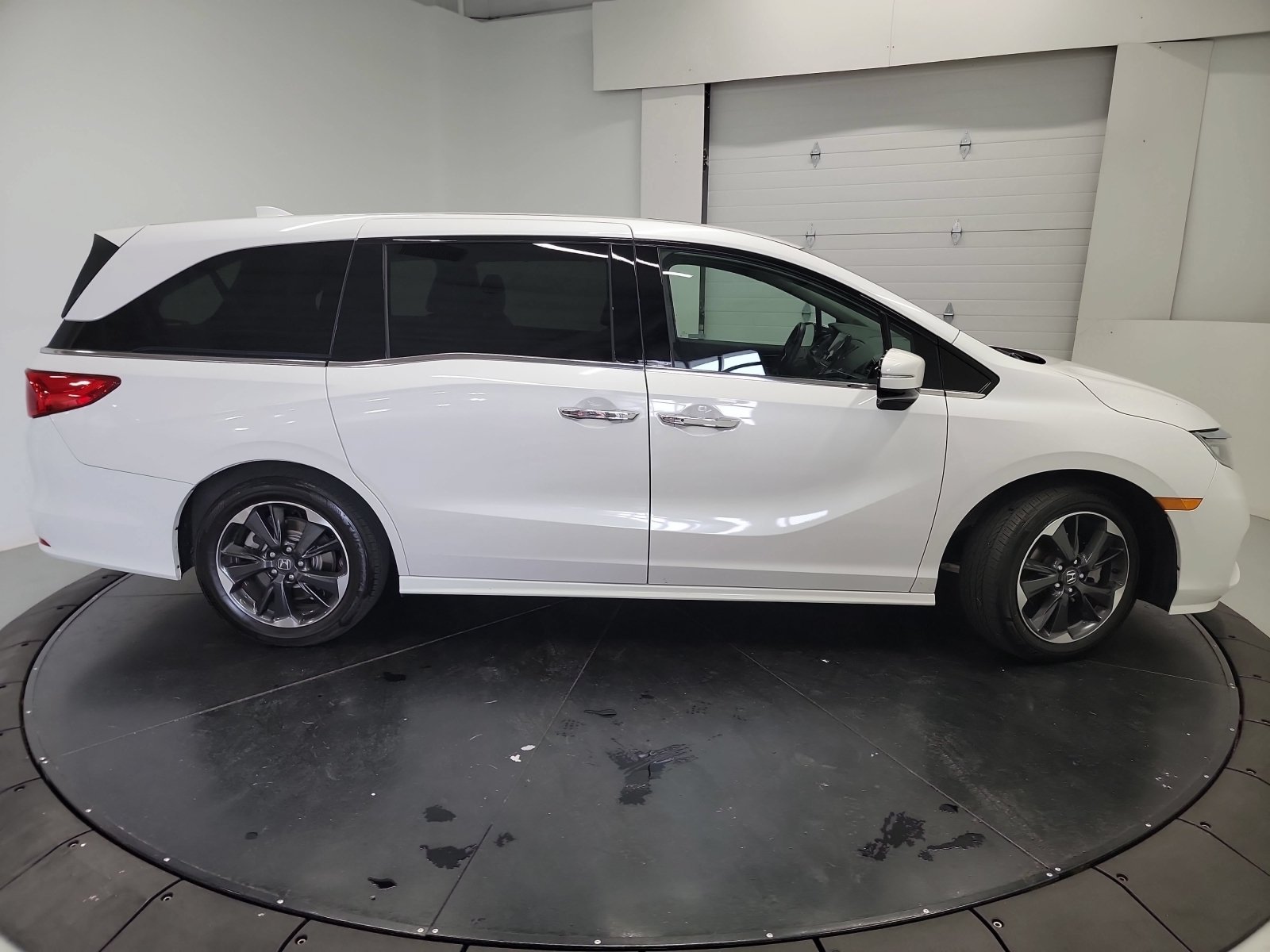 Certified 2023 Honda Odyssey Elite image 11