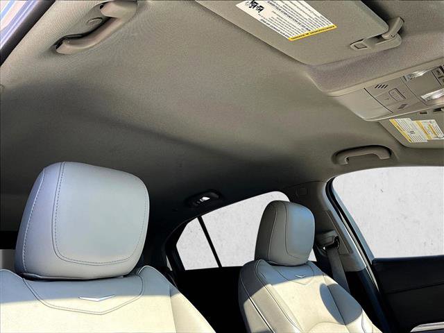 Used 2023 Cadillac XT4 Luxury image 17