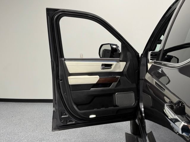 Used 2023 Toyota Tundra Capstone AWD/4WD image 12