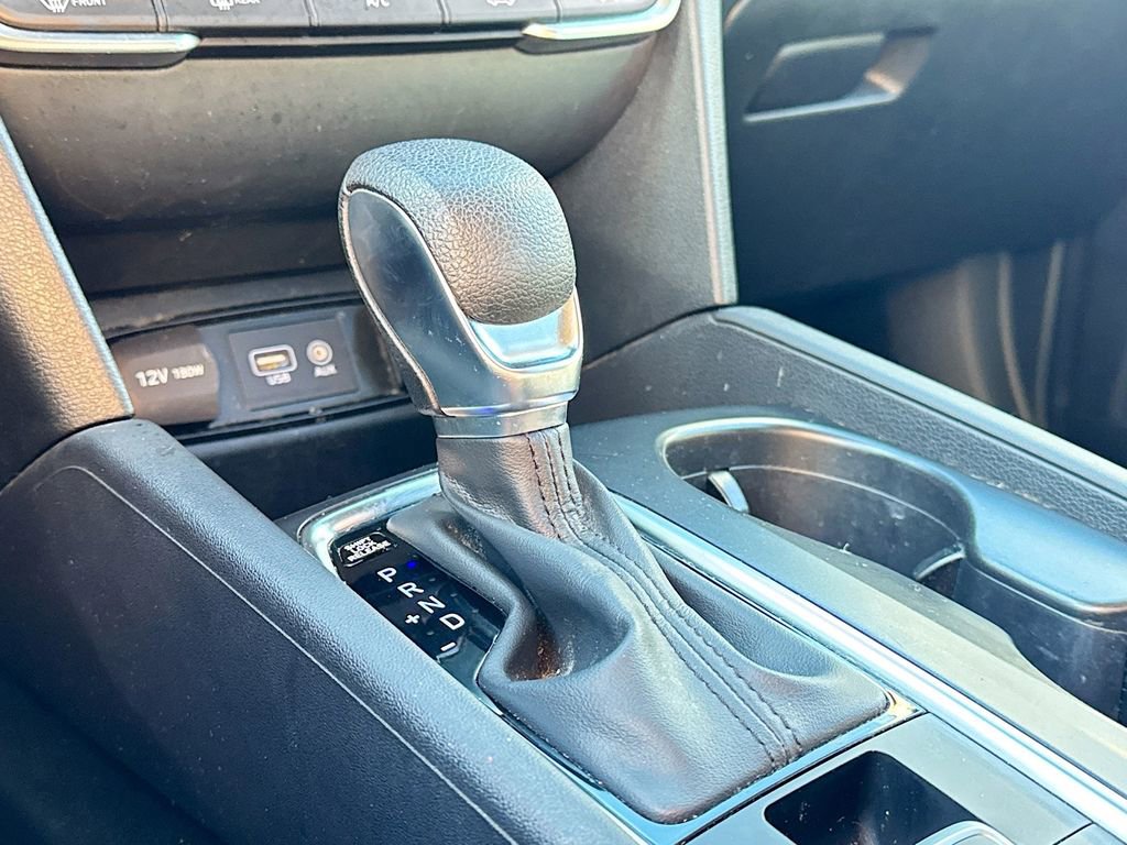 Used 2019 Hyundai Santa Fe SE image 12