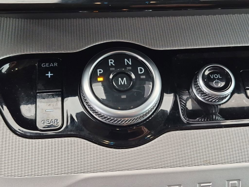 Used 2025 Ford Expedition Active AWD/4WD image 20