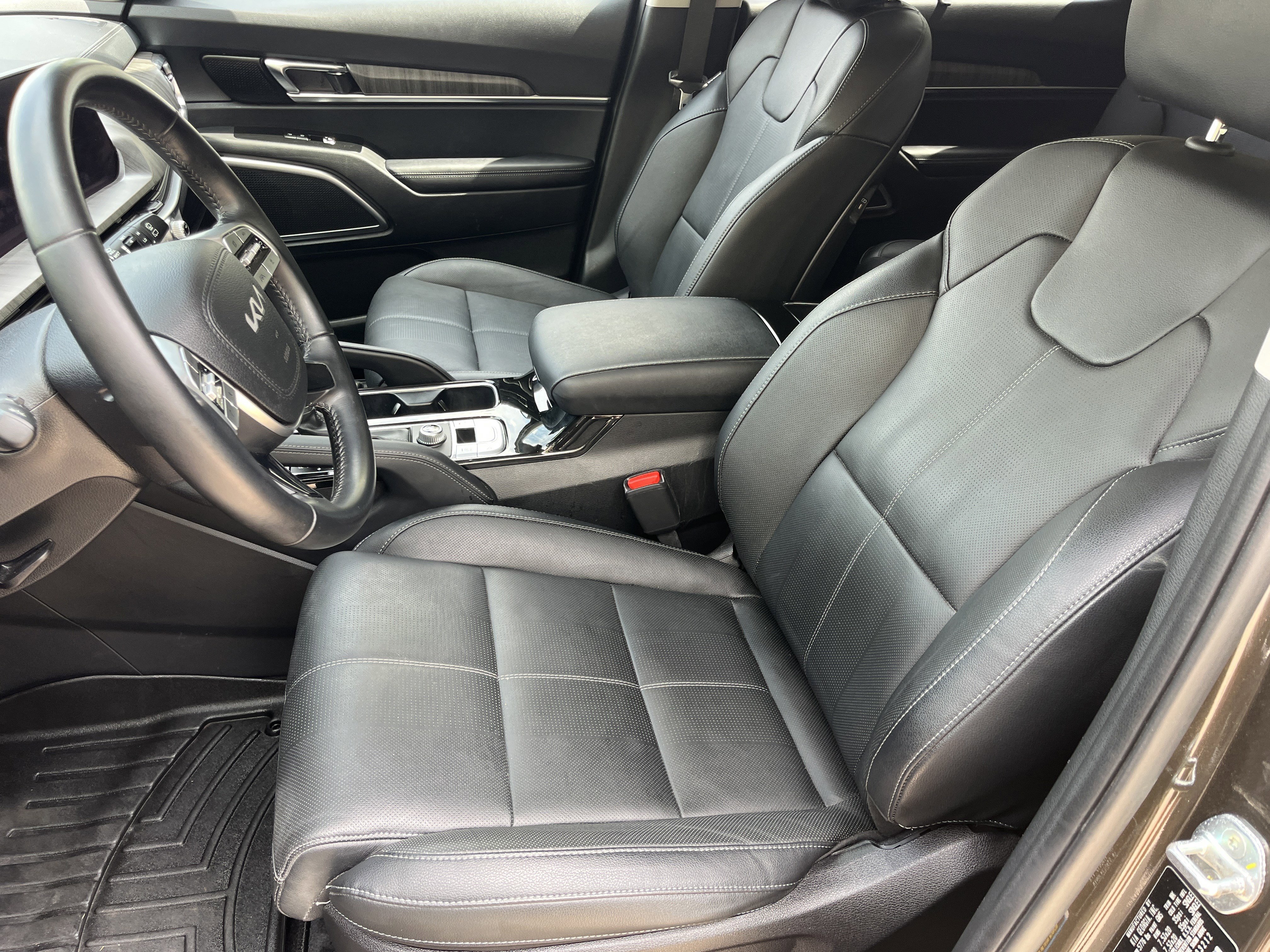 Used 2023 Kia Telluride SX image 19