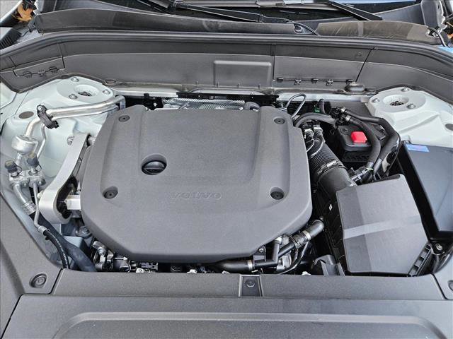 Certified 2026 Volvo XC90 B6 Plus w/ Protection Package image 17
