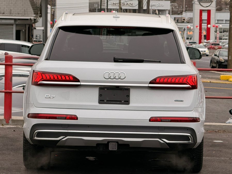 Used 2023 Audi Q7 3.0T Premium Plus image 11