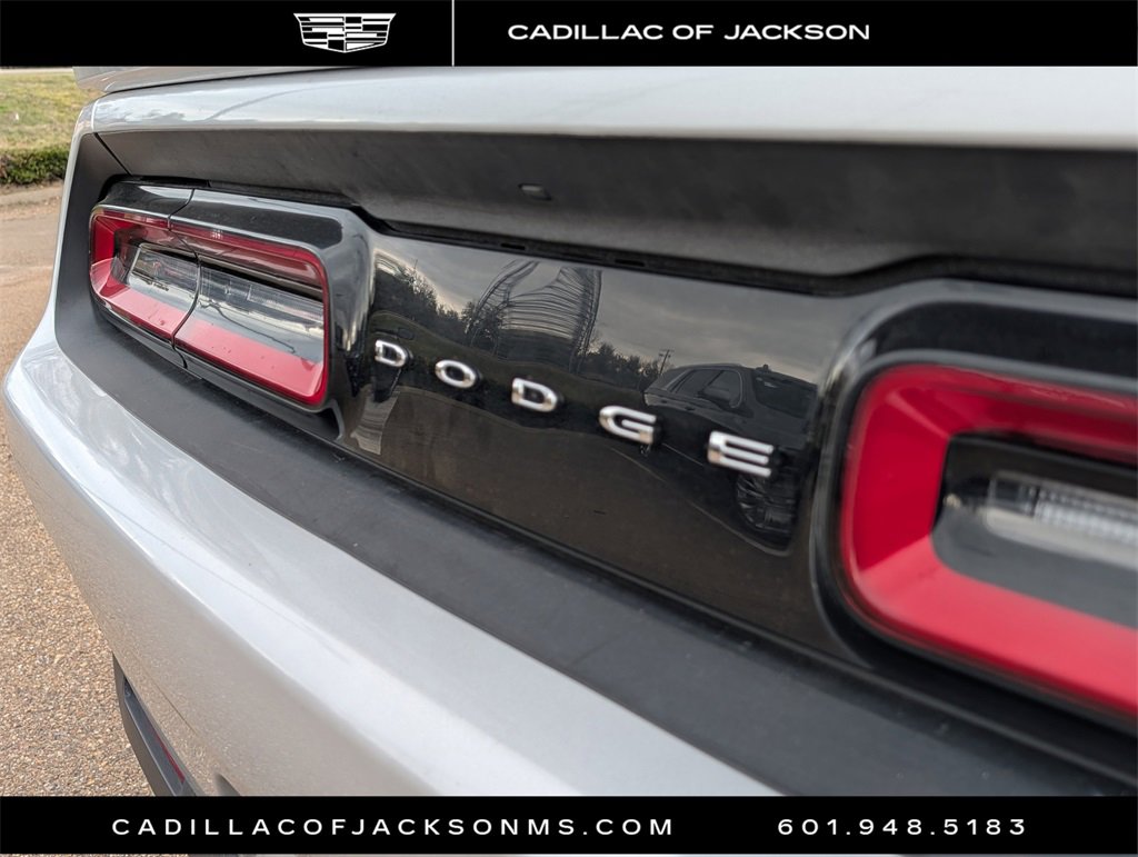 Used 2022 Dodge Challenger R/T w/ Plus Package image 15