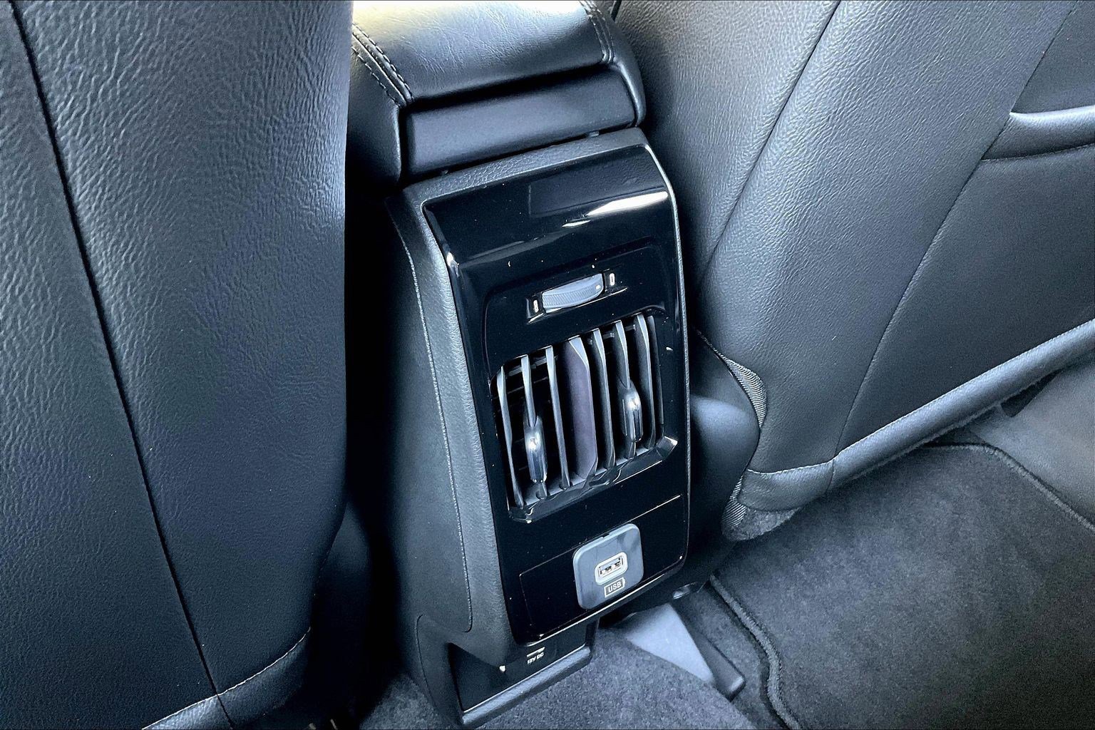 Used 2026 Jeep Compass Latitude image 10