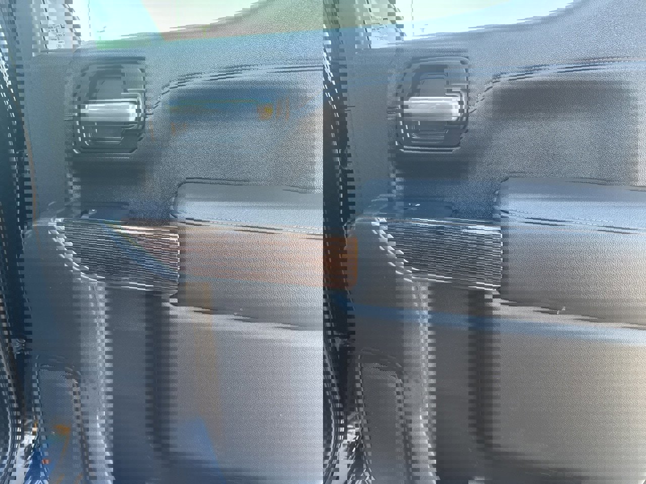 Used 2021 GMC Sierra 1500 Elevation image 13