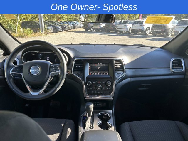 Used 2019 Jeep Grand Cherokee Laredo AWD/4WD image 18