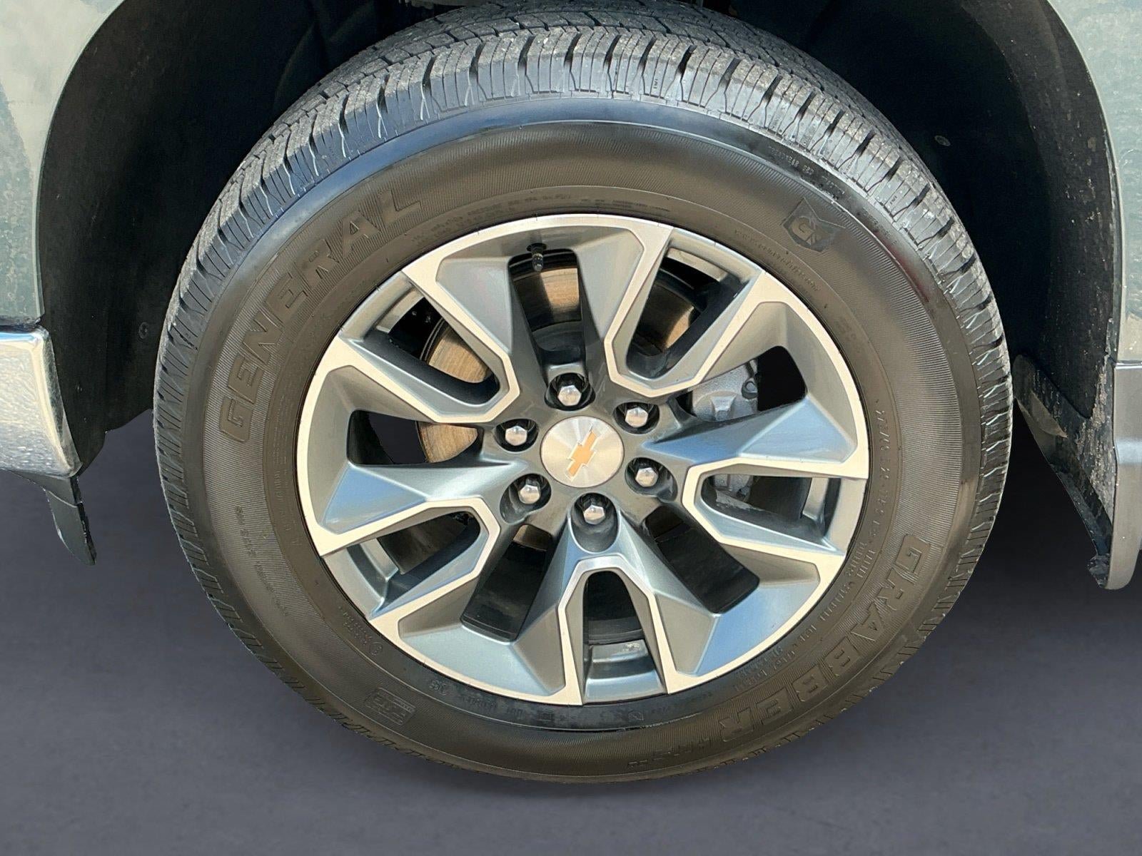 Certified 2026 Chevrolet Silverado 1500 LT RWD image 9