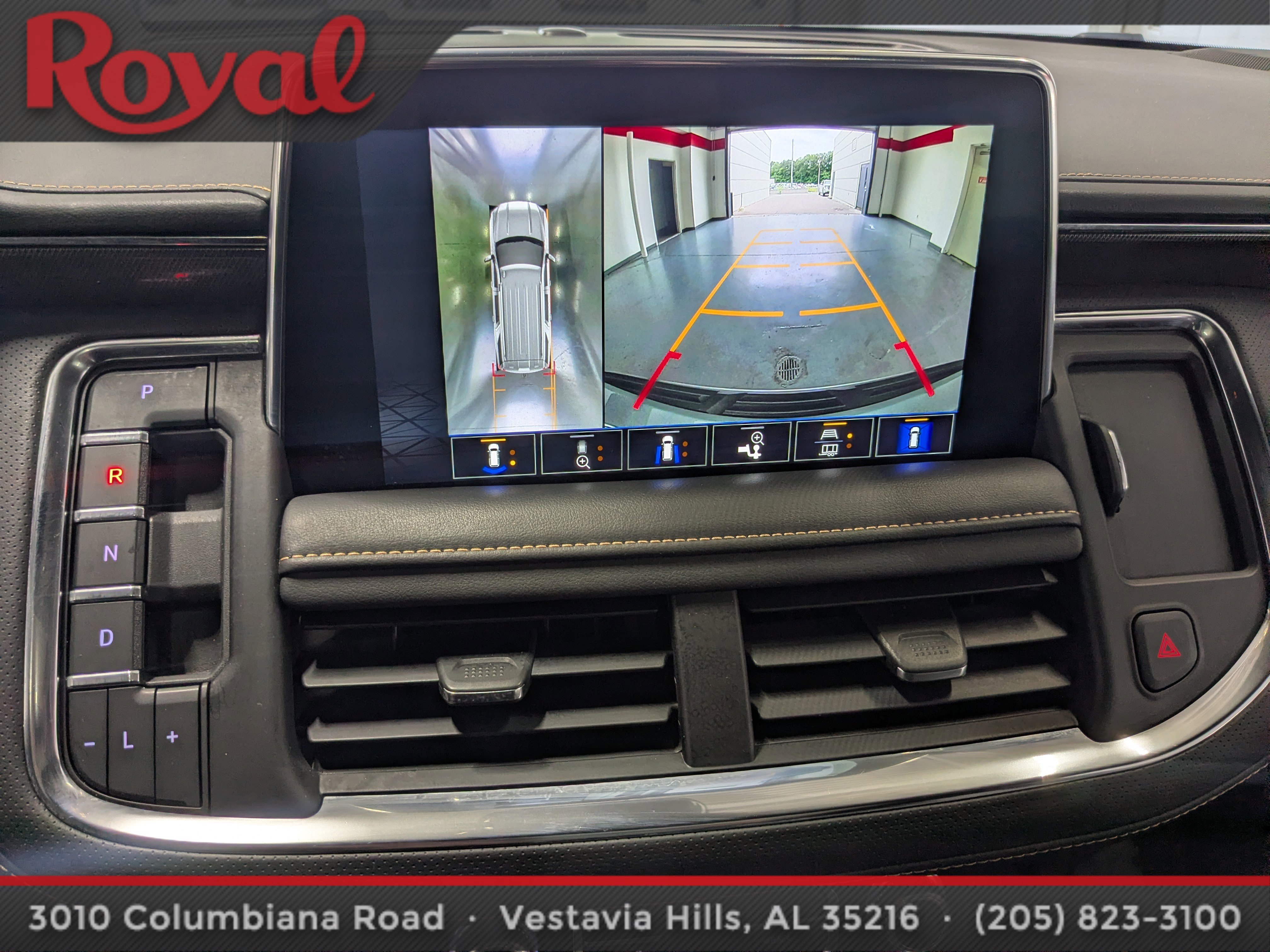 Used 2023 GMC Yukon AT4 w/ Technology Package AWD/4WD image 25