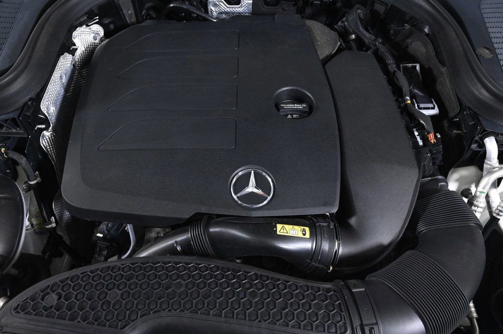 Used 2020 Mercedes-Benz GLC 300 image 22