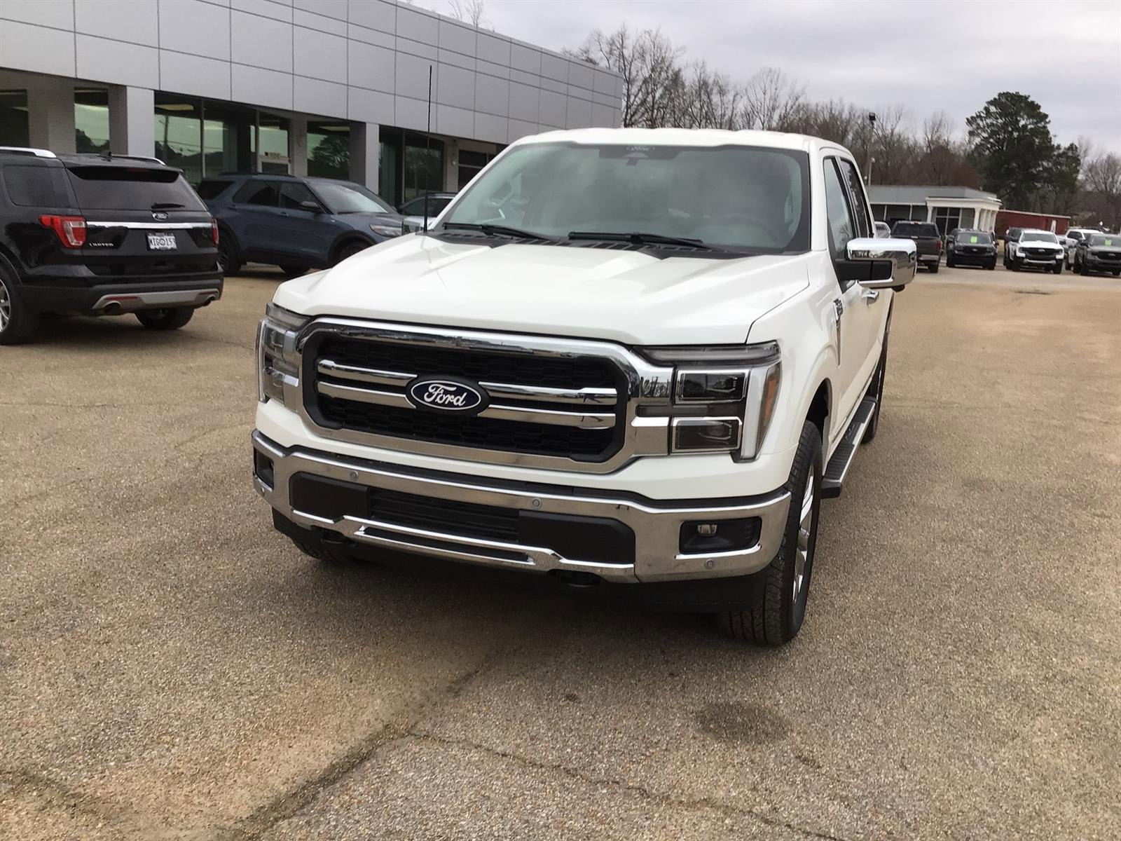 New 2026 Ford F150 Lariat w/ Equipment Group 501A Mid image 5