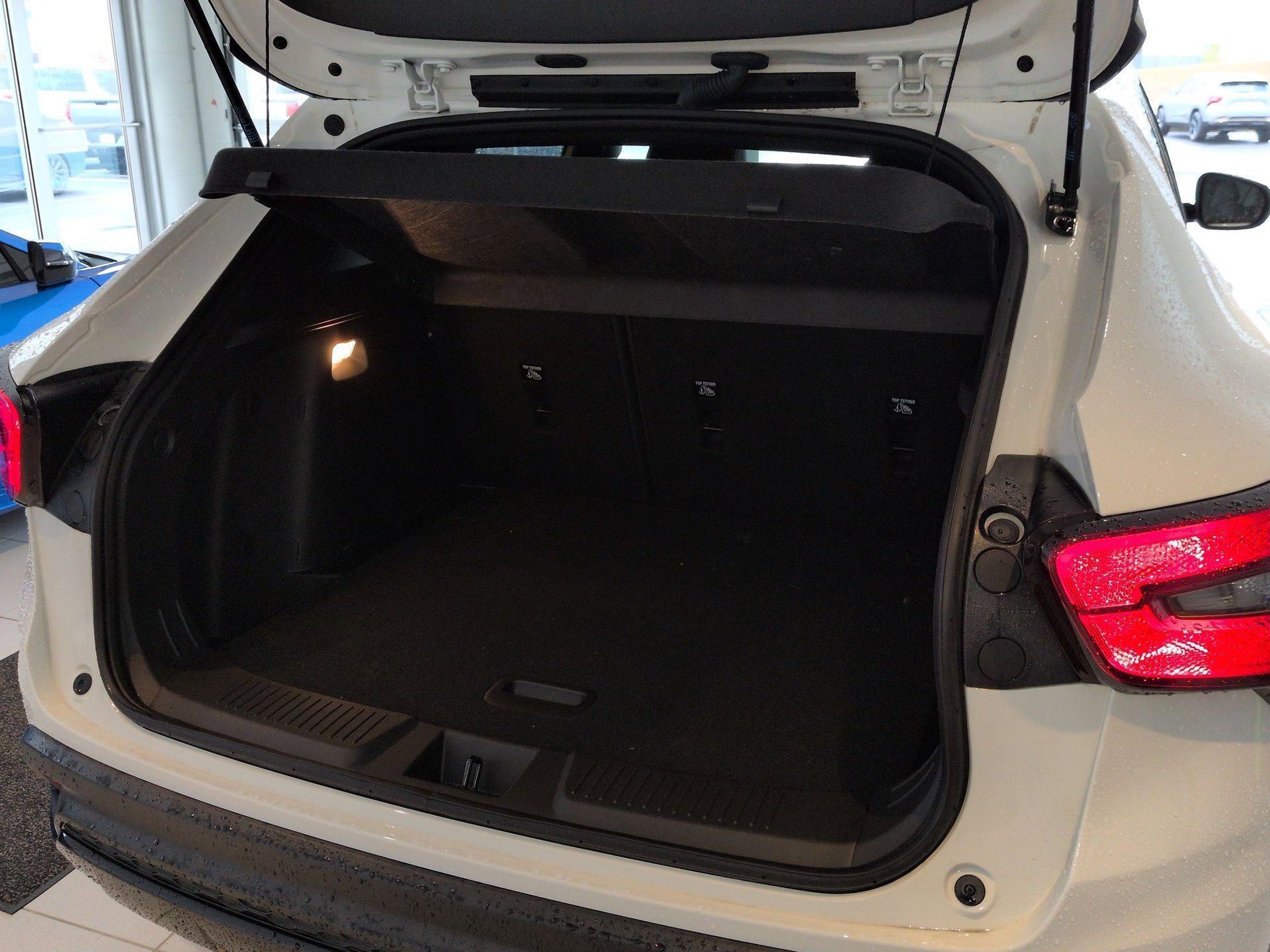 Certified 2024 Chevrolet Trax RS image 24