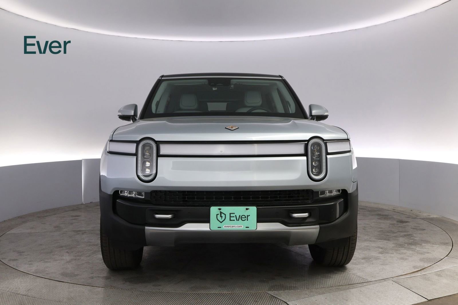 Used 2024 Rivian R1S Adventure AWD/4WD image 12