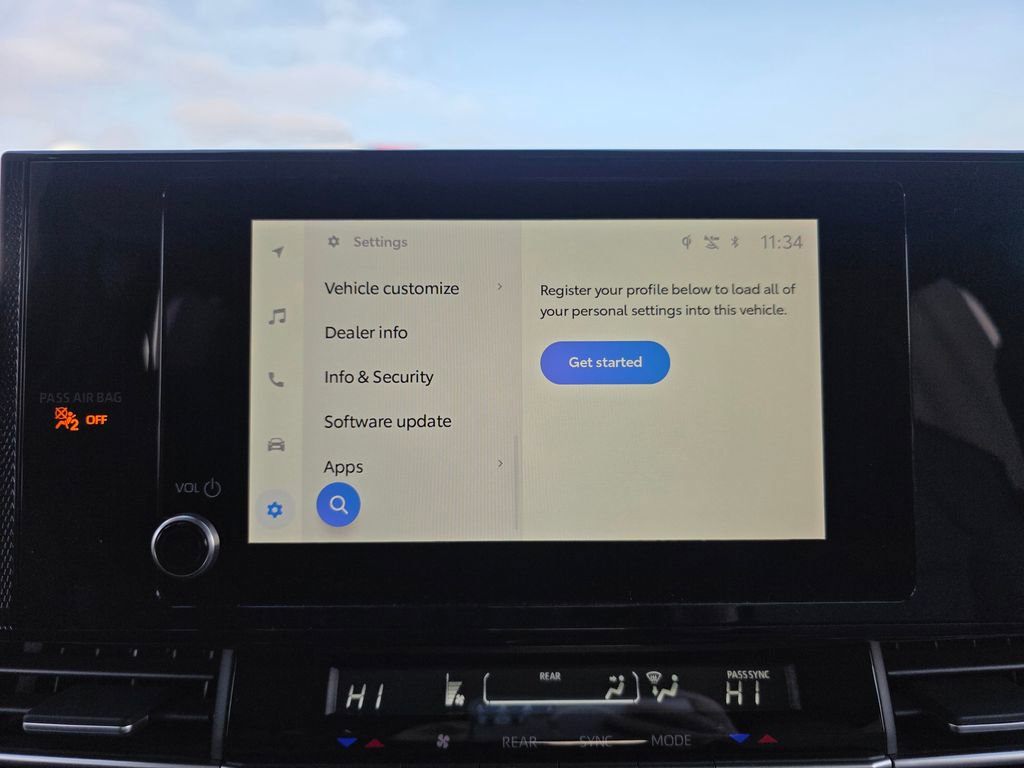 Used 2026 Toyota Sienna LE image 62
