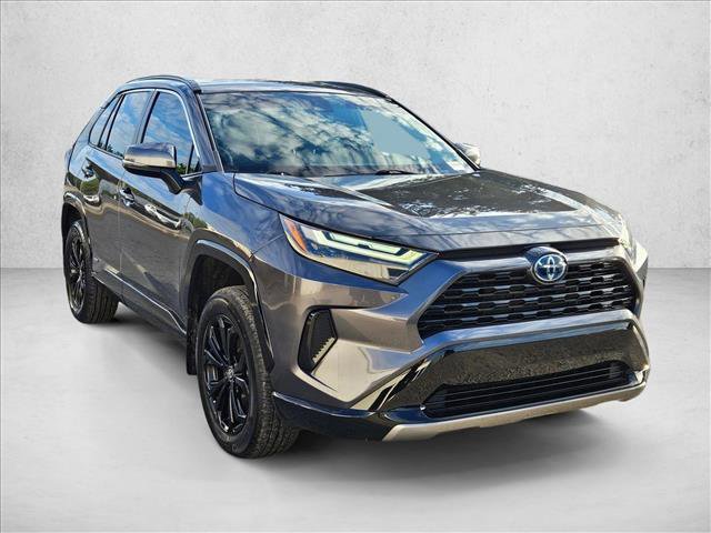 Used 2024 Toyota RAV4 SE AWD/4WD image 3