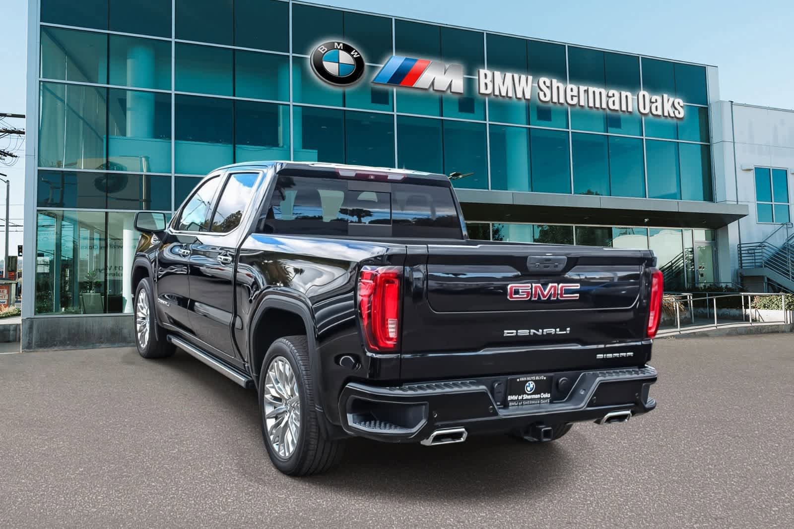 Used 2019 GMC Sierra 1500 Denali w/ Denali Ultimate Package AWD/4WD image 6