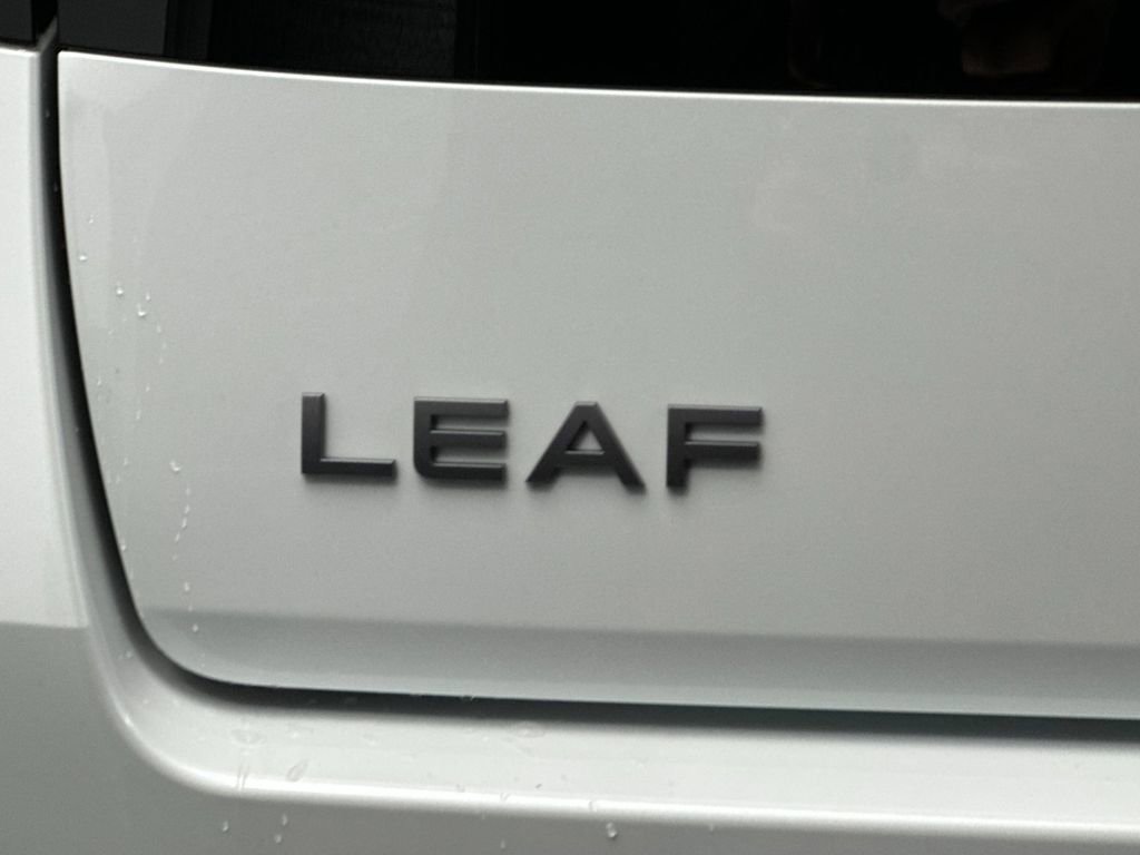New 2026 Nissan Leaf Platinum+ w/ Cargo Package (Platinum+) image 26