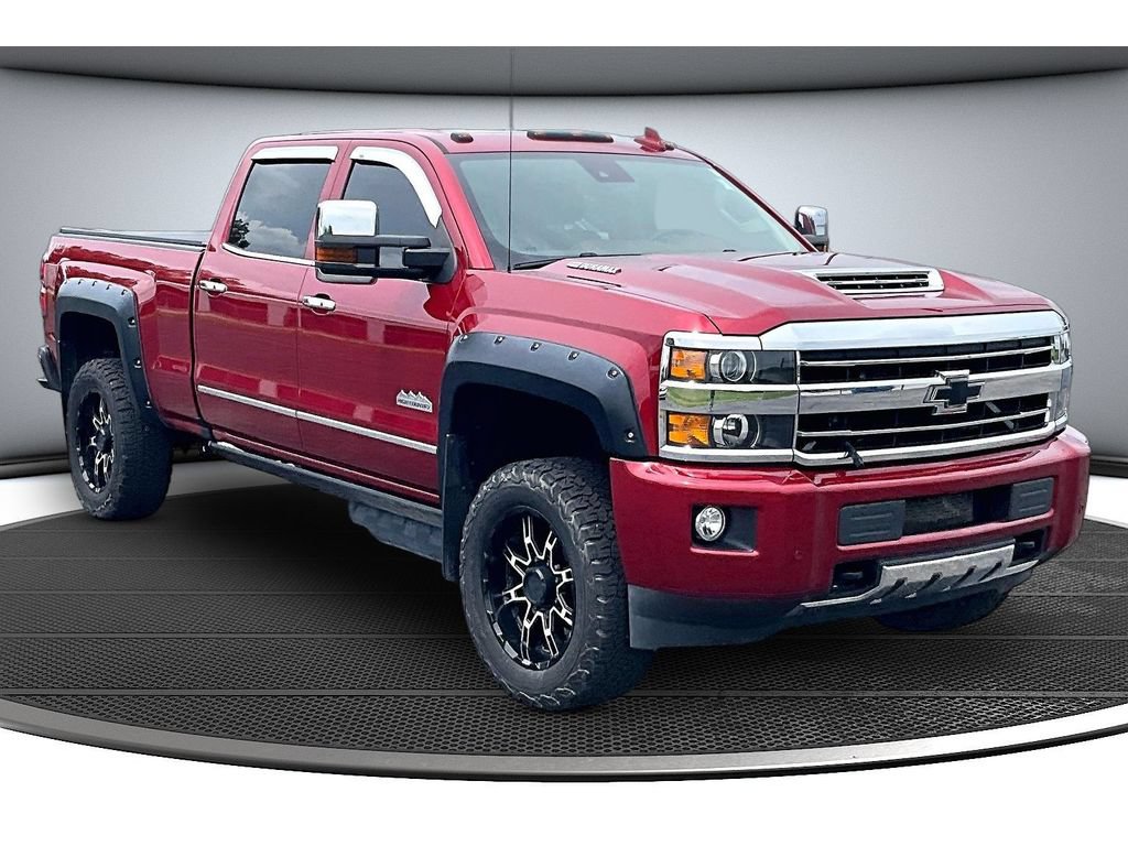 Used 2018 Chevrolet Silverado 2500 High Country AWD/4WD image 2