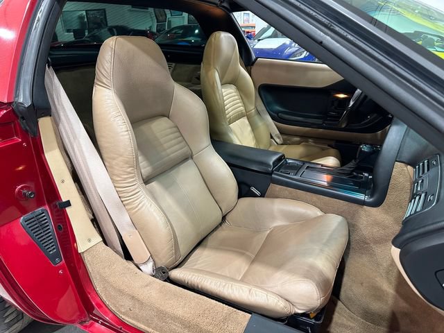 Used 1994 Chevrolet Corvette Coupe RWD image 26