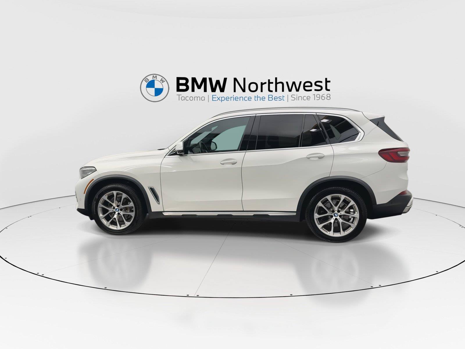 Used 2021 BMW X5 xDrive40i w/ Premium Package 2 AWD/4WD image 11