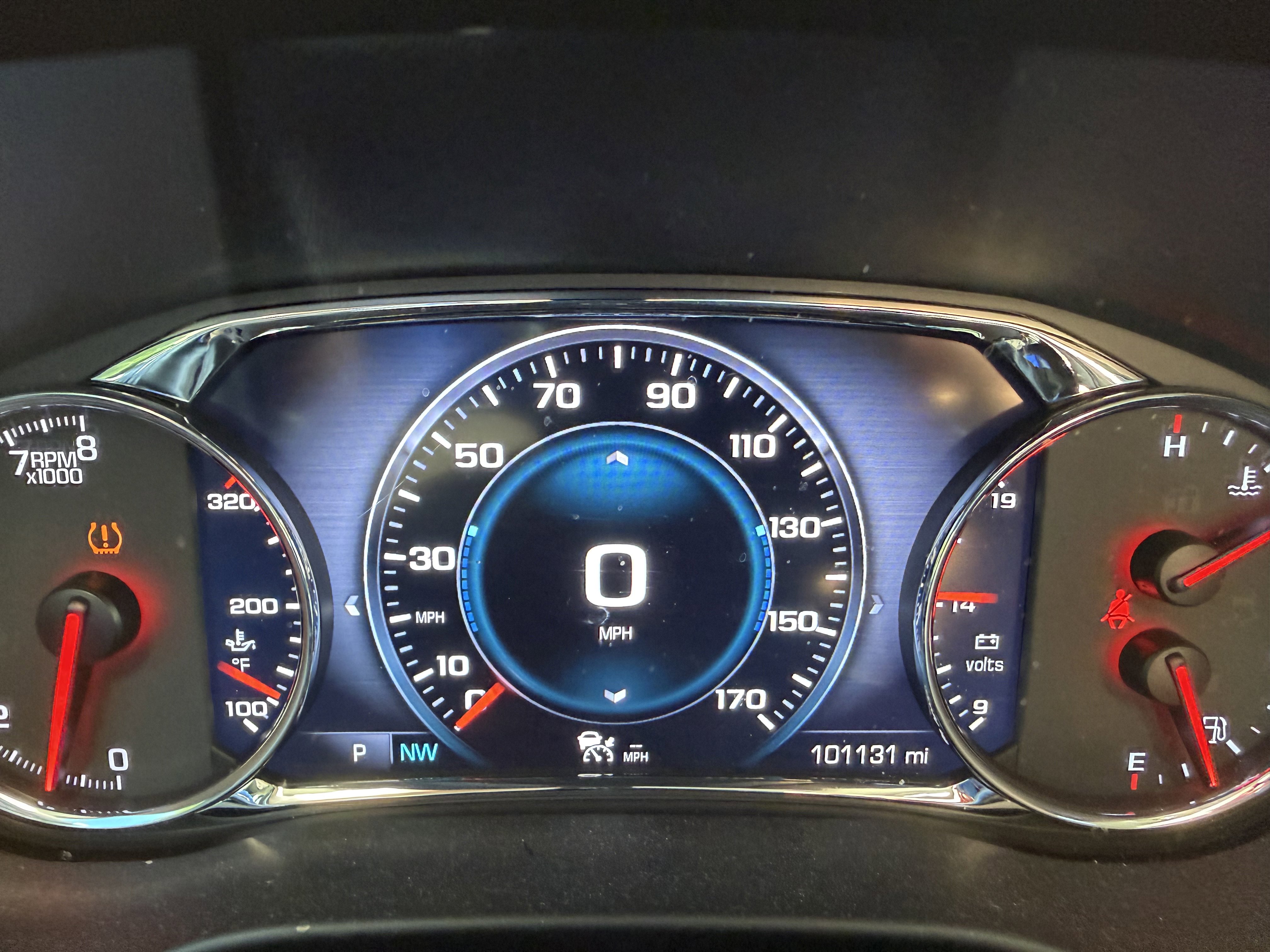 Used 2017 GMC Acadia Denali w/ Technology Package FWD image 15
