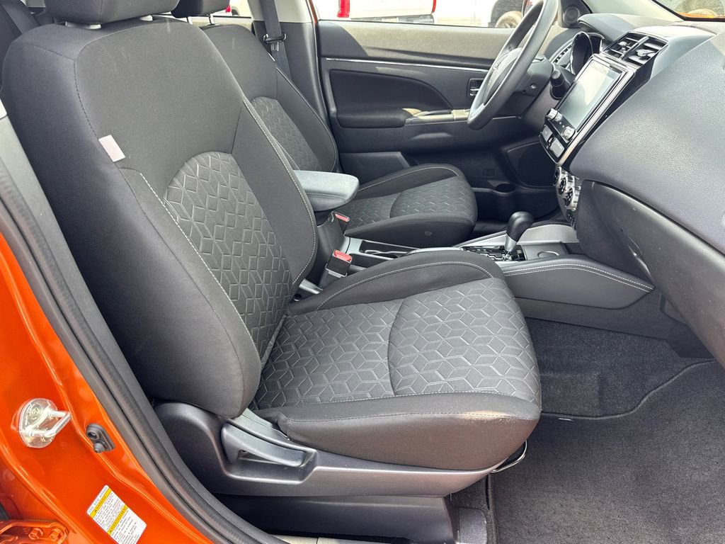 Used 2020 Mitsubishi Outlander Sport ES image 14