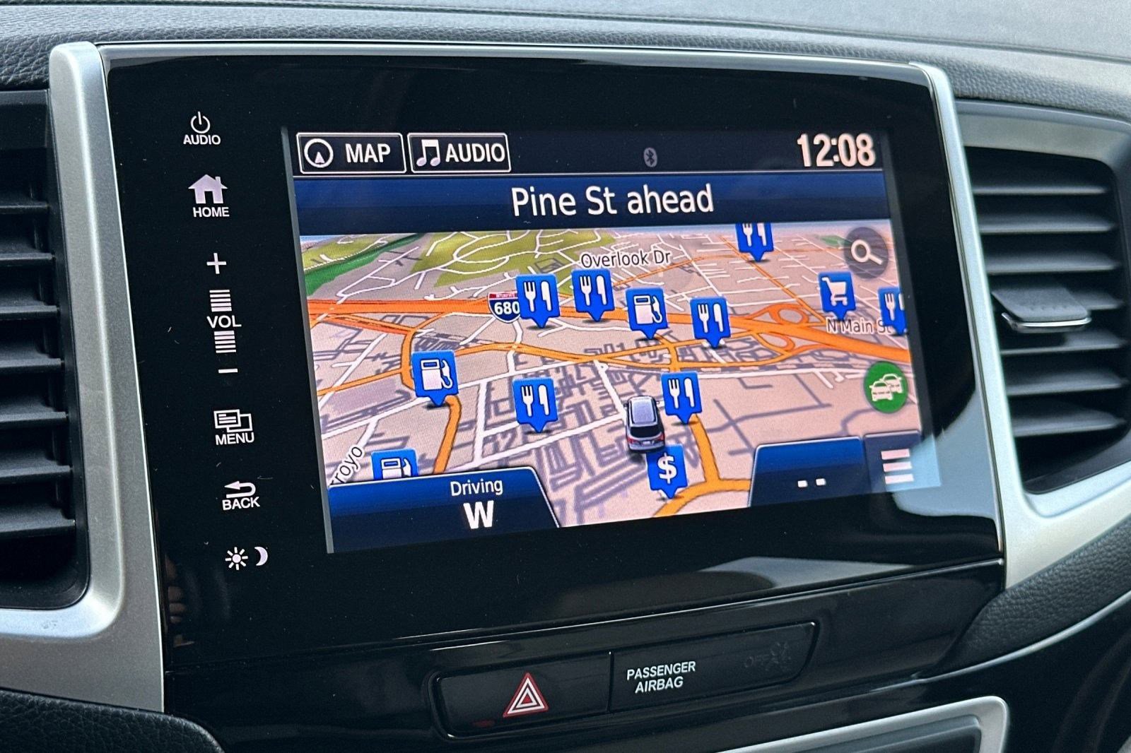 Used 2017 Honda Pilot Touring image 19