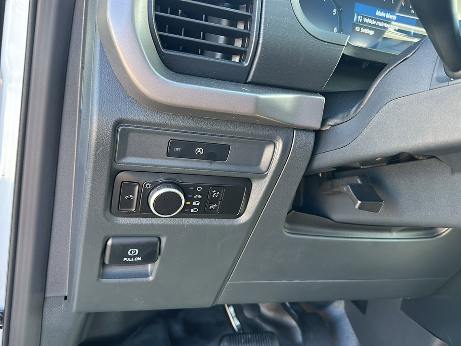 Used 2025 Ford F150 XL RWD image 16
