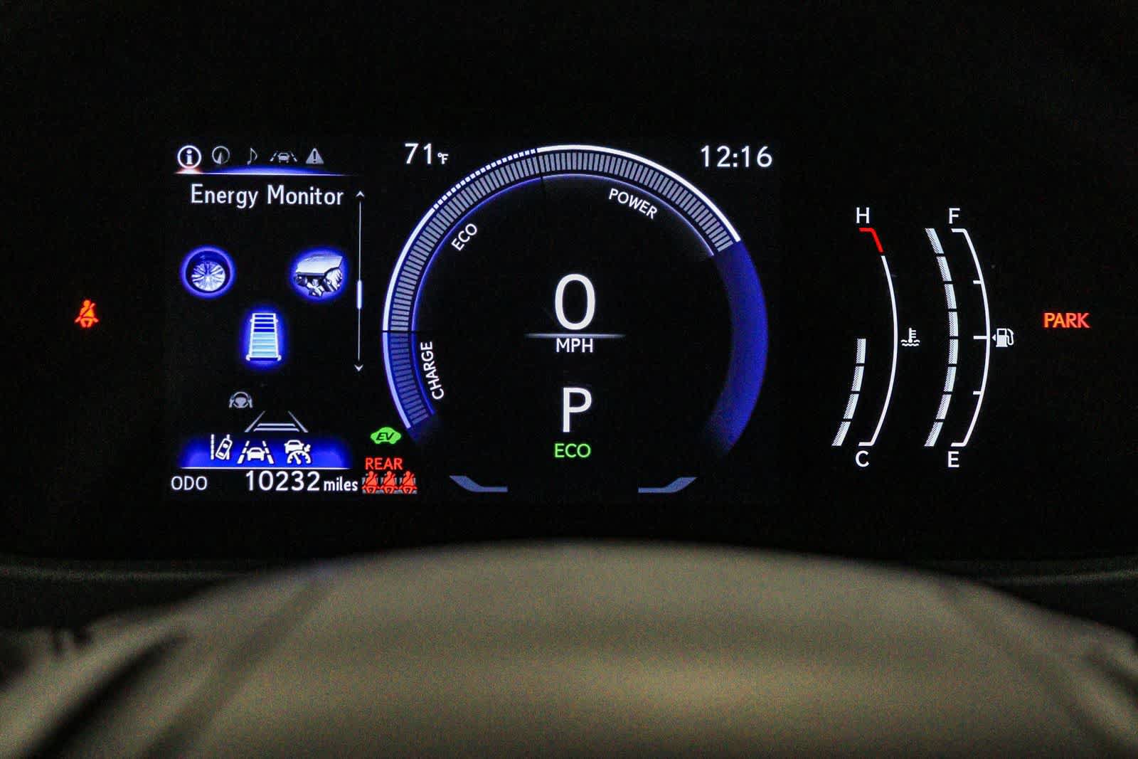 Certified 2025 Lexus UX 300h FWD w/ Accessory Package (Z2) image 21