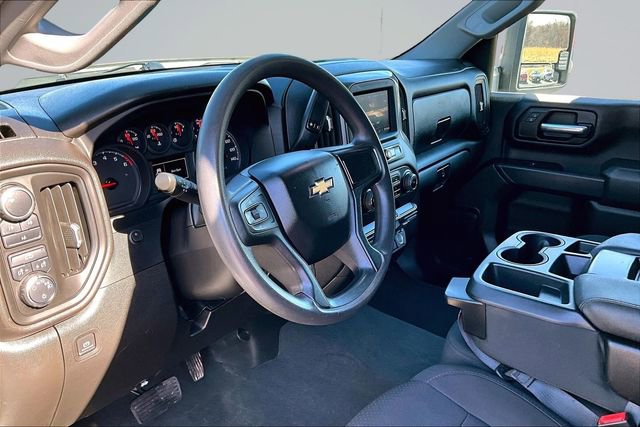 Used 2023 Chevrolet Silverado 2500 Custom w/ Infotainment Package image 16