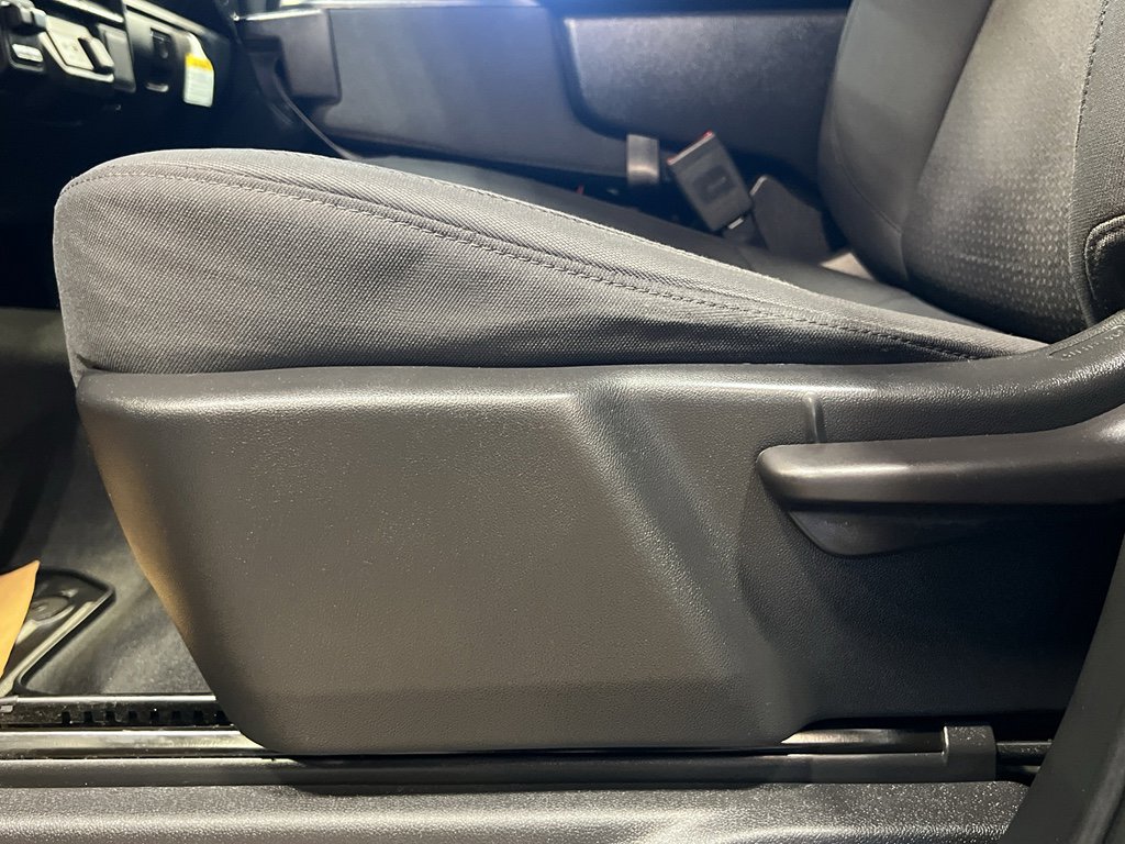 Used 2023 Chevrolet Silverado 2500 Custom w/ Custom Convenience Package image 14