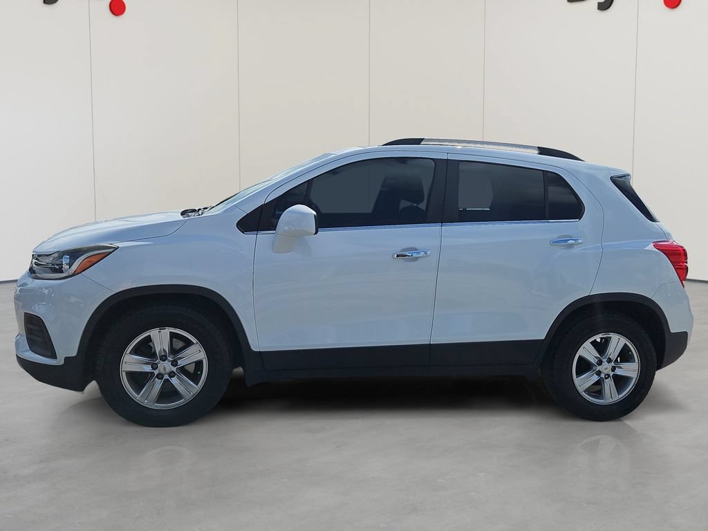 Certified 2020 Chevrolet Trax LT w/ Driver Confidence Package FWD image 2