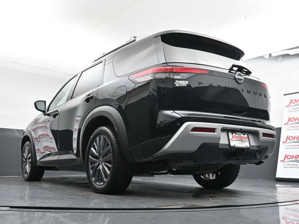 Used 2023 Nissan Pathfinder SL w/ SL Premium Package image 32