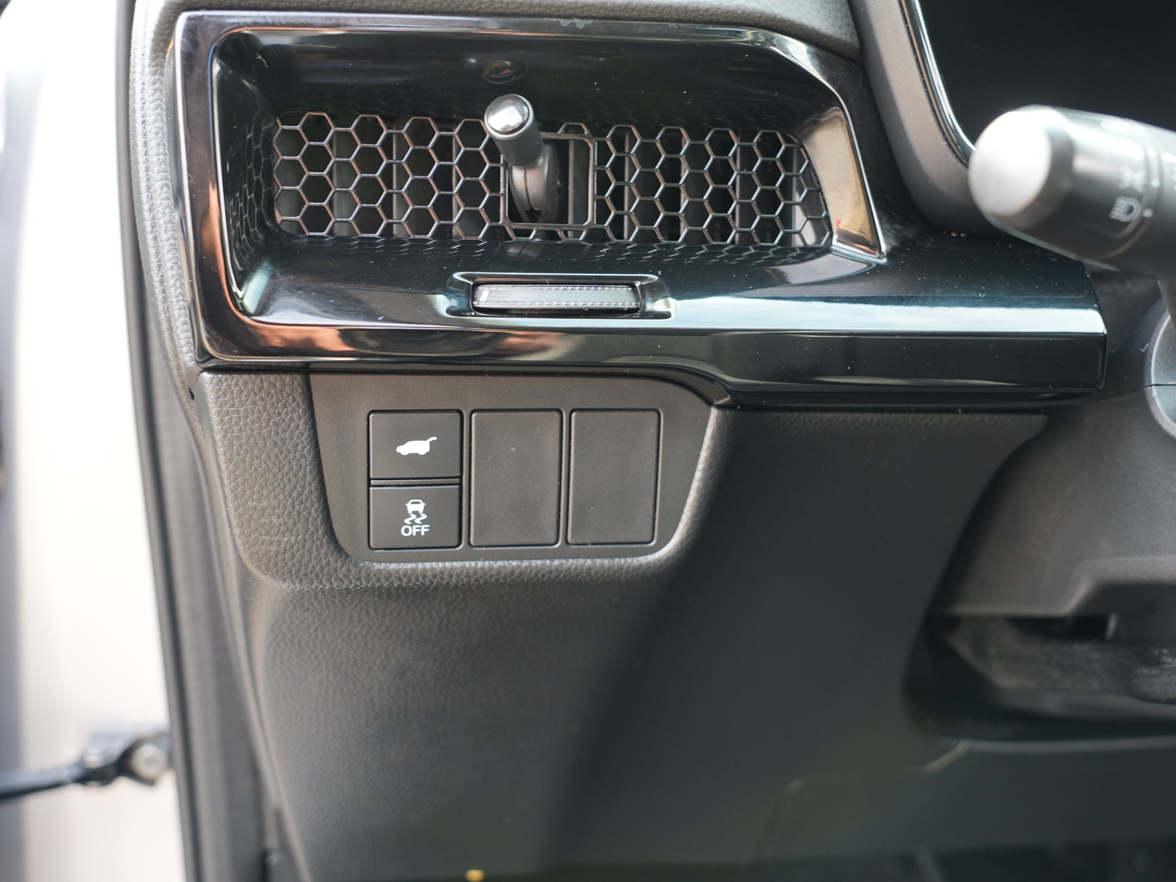 Used 2024 Honda CR-V EX-L image 17