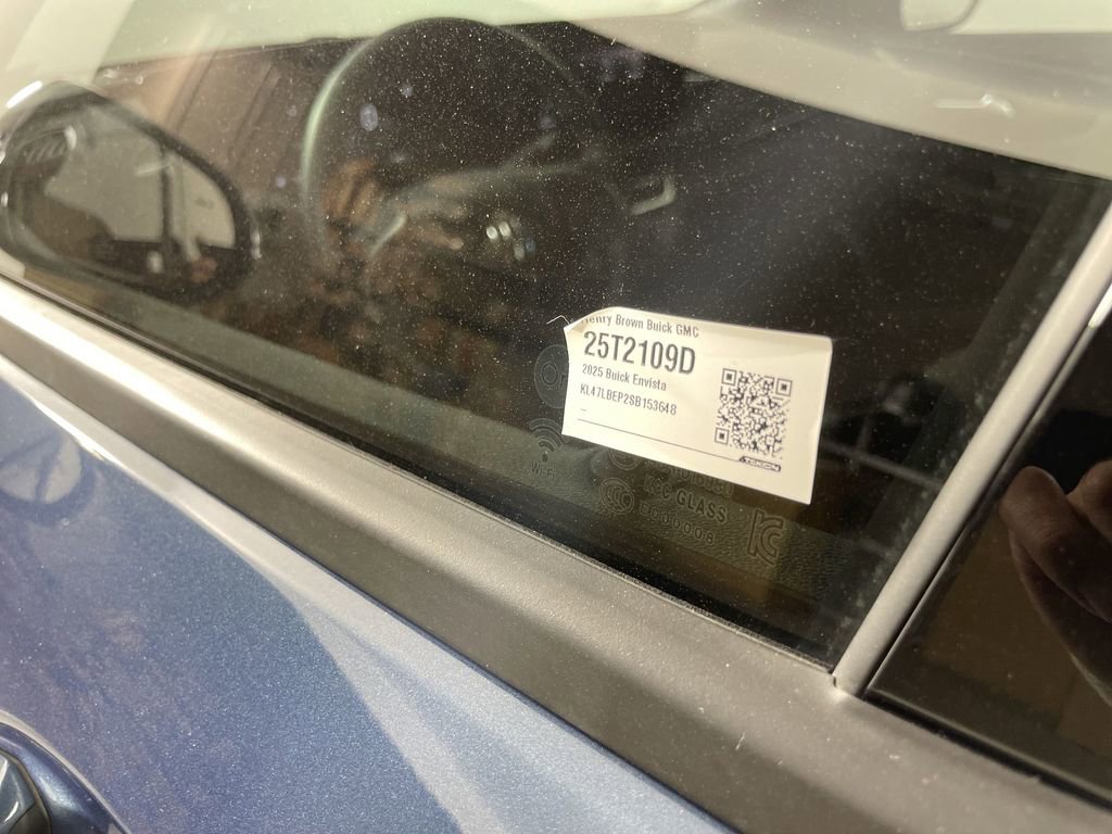 Used 2025 Buick Envista Sport Touring w/ Convenience II Package image 32